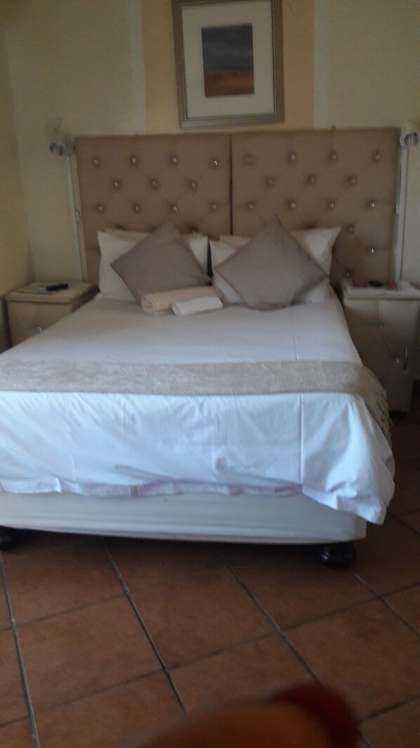 Decoración personalizada, muebles diferentes y escritorio