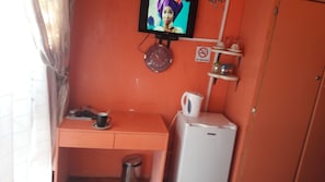Double Room | Room amenity - Diphororo Guest House (Moses Kotane)