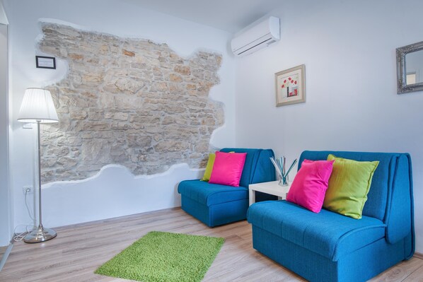 Sistema de insonorización, wifi gratis y ropa de cama
