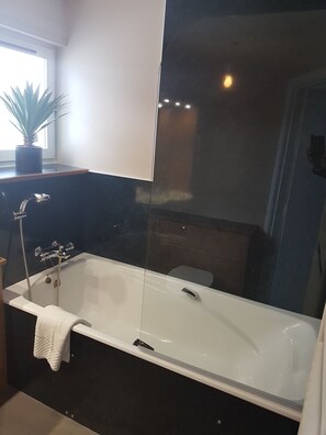 Baignoire relaxante profonde