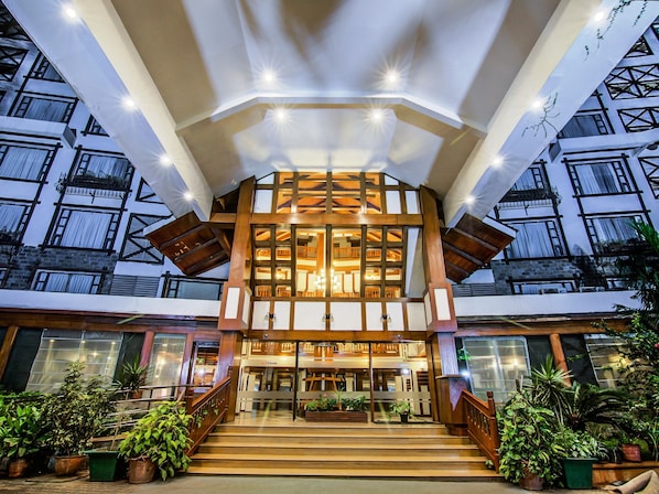 Property entrance - Sai Vishram Business Hotel (Anekal)