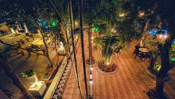 Standard Double Room, 1 Double Bed | Garden view