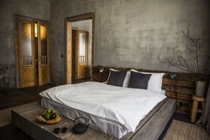 Luxury Apartment, 2 Bedrooms (Iwa) | Minibar, individually decorated, blackout drapes, soundproofing - The Emerald (Prague)