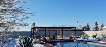 Private POOL Cottage Games Grill Fire Pit Mtn Views Falcon Cottage