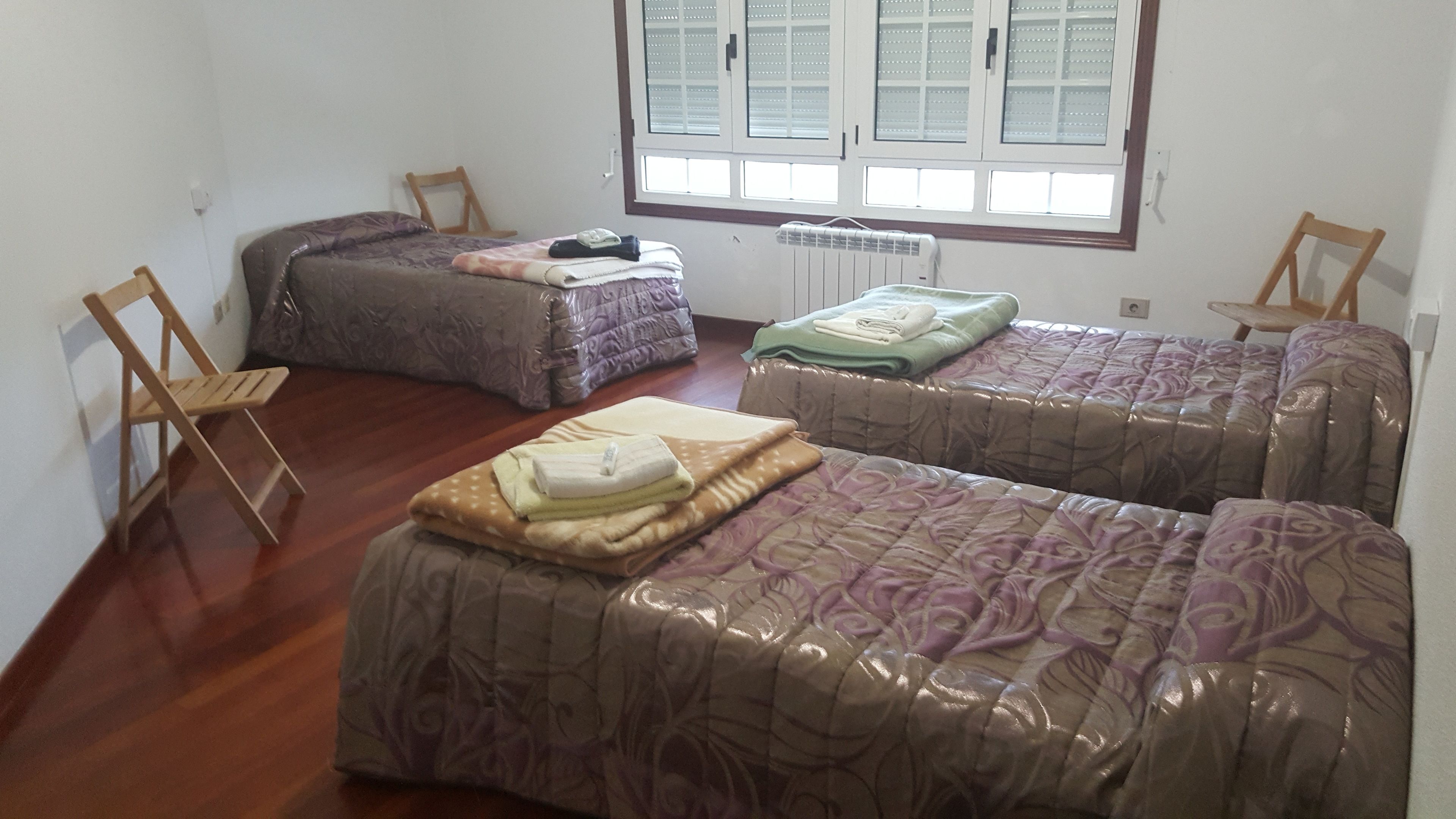 Dreibettzimmer, Gemeinschaftsbad