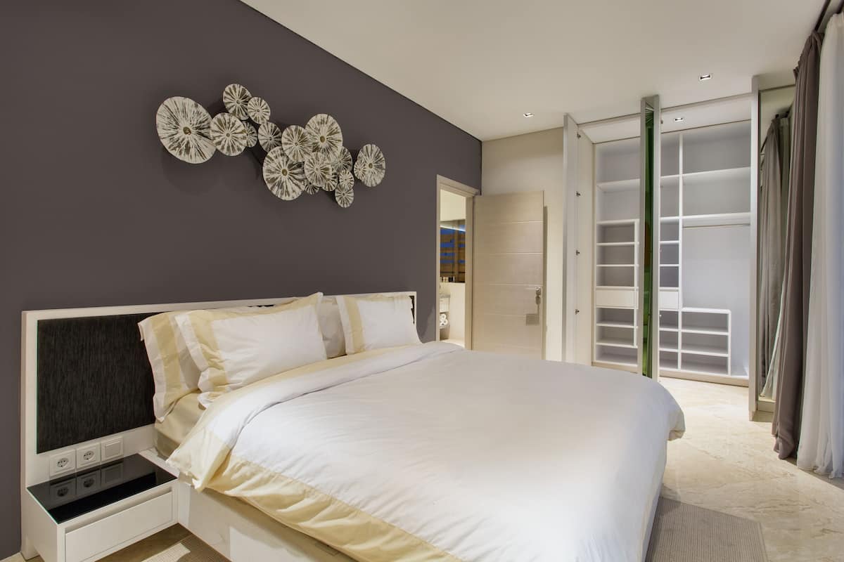 In-room safe, desk, iron/ironing board, free cots/infant beds