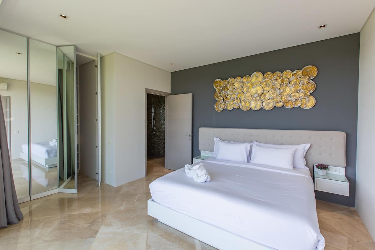 1 BR Rice Field and Volcanos View | In-room safe, desk, iron/ironing board, free cots/infant beds