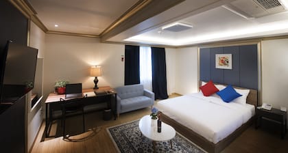 Lavita Hotel
