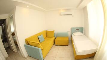 Junior Suite, 1 Bedroom | Free cots/infant beds, free WiFi, bed sheets