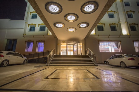 Property entrance. Grand Alin Hotel Tokat