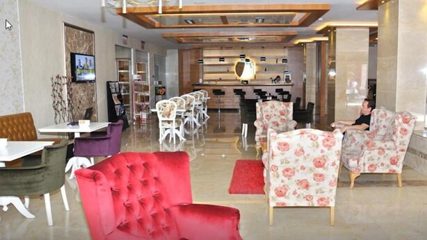 Bar (en la propiedad)