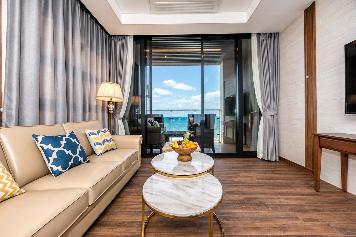 Oceano Family Royal Suite (Free use of Infinity Pool included) | 1 bilik tidur, bar mini, peti besi dalam bilik, meja 