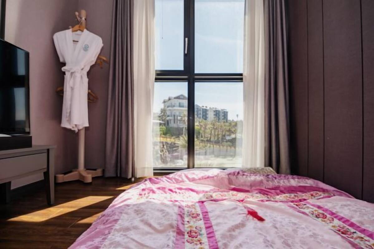 1 chambre, minibar, coffres-forts dans les chambres, bureau