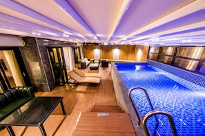 Pool Villa Suite (Free use of Infinity Pool included) | 2 bedrooms, minibar, in-room safe, desk