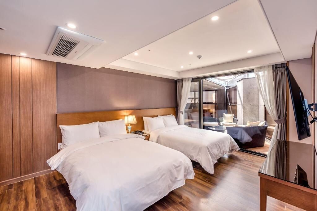 1 Schlafzimmer, Minibar, Zimmersafe, Schreibtisch