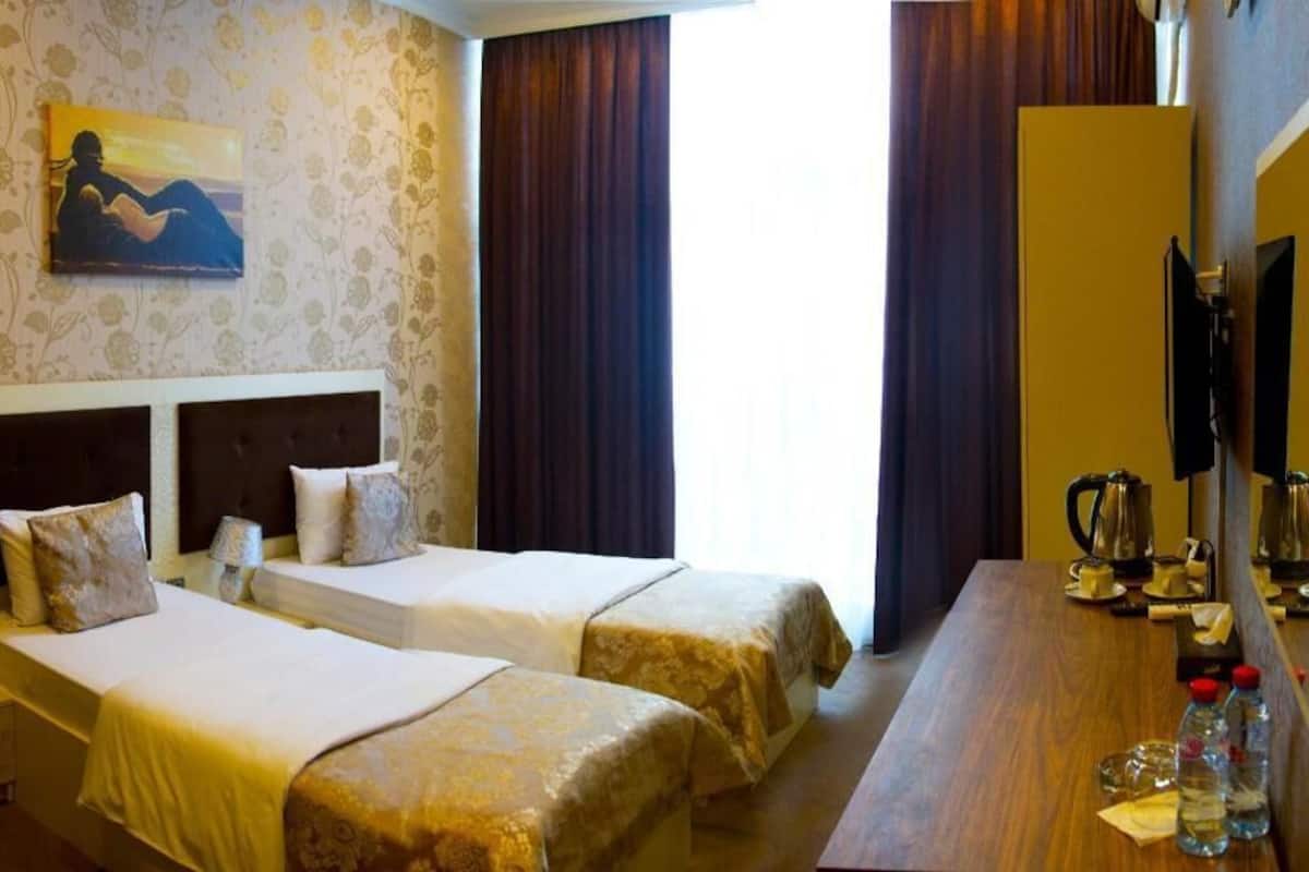 1 bedroom, minibar, in-room safe, desk