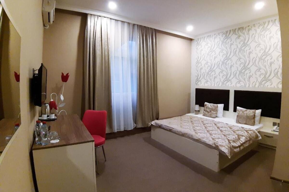 1 bedroom, minibar, in-room safe, desk