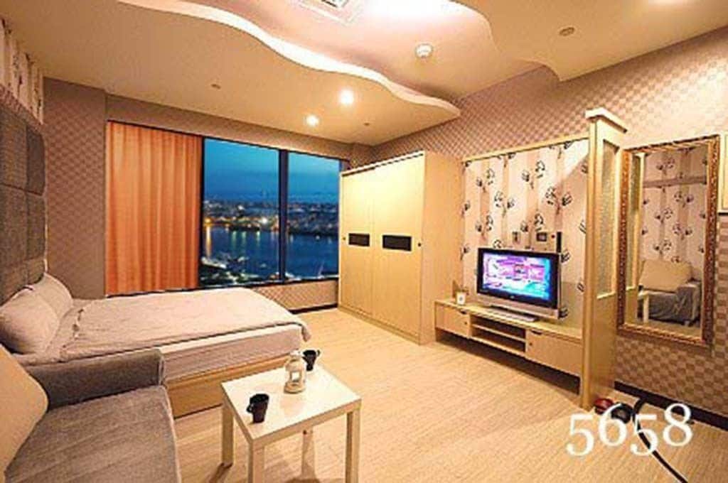 superior double room, 1 double bed | premium bedding, blackout curtains, free wifi, bed sheets