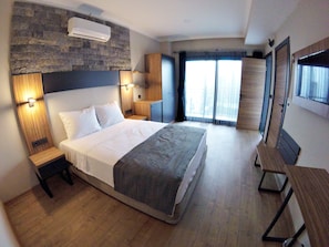 In-room safe, desk, soundproofing, free WiFi - Akkan Plus Hotel (Bodrum)