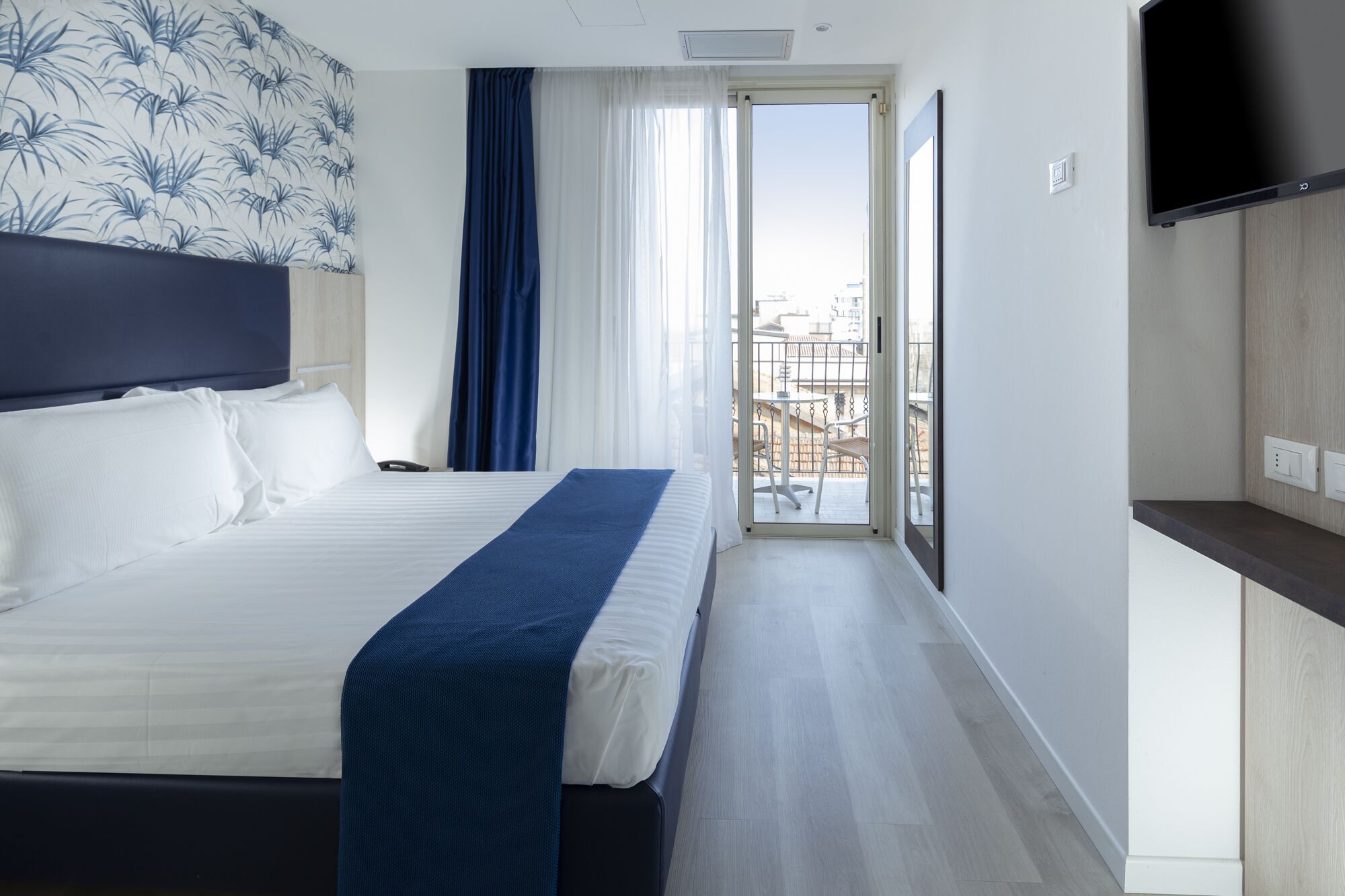 Apartment, 1 Bedroom, Balcony | In-room safe, desk, laptop workspace, blackout drapes