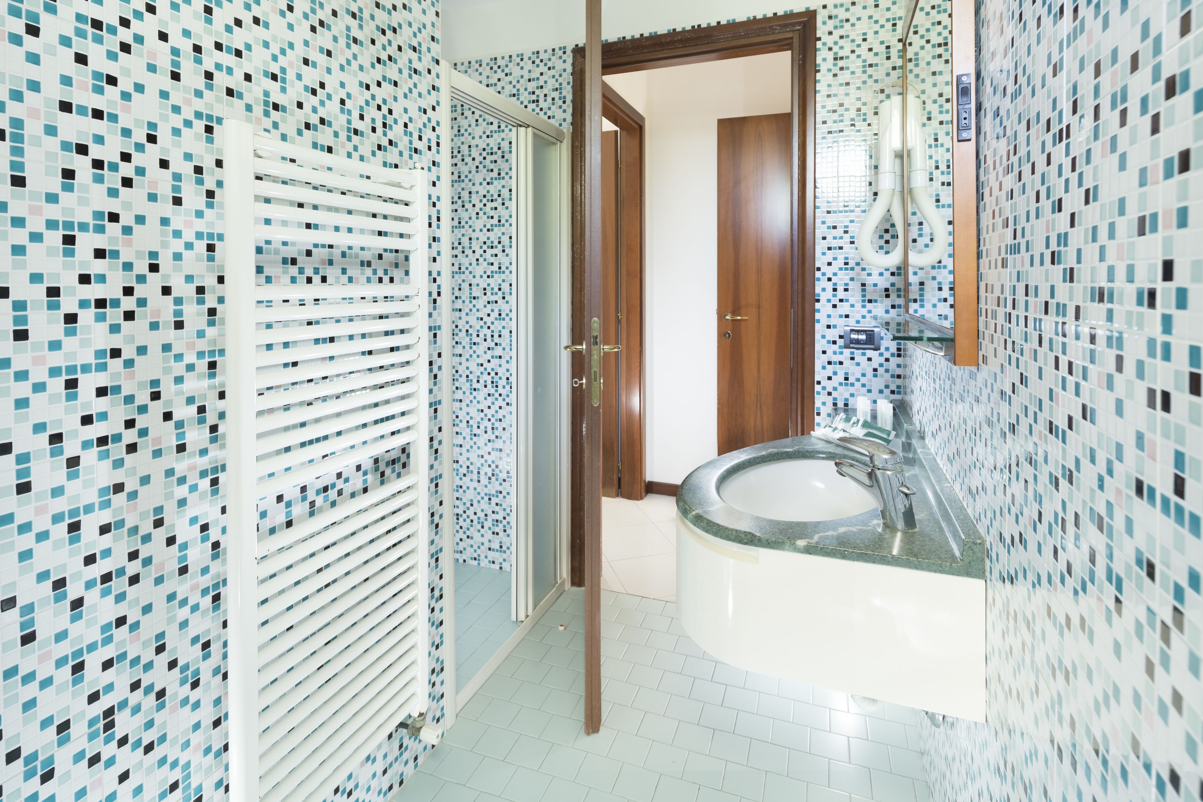 apartment, 2 bedrooms, balcony | bathroom | shower, rainfall showerhead, free toiletries, hair dryer