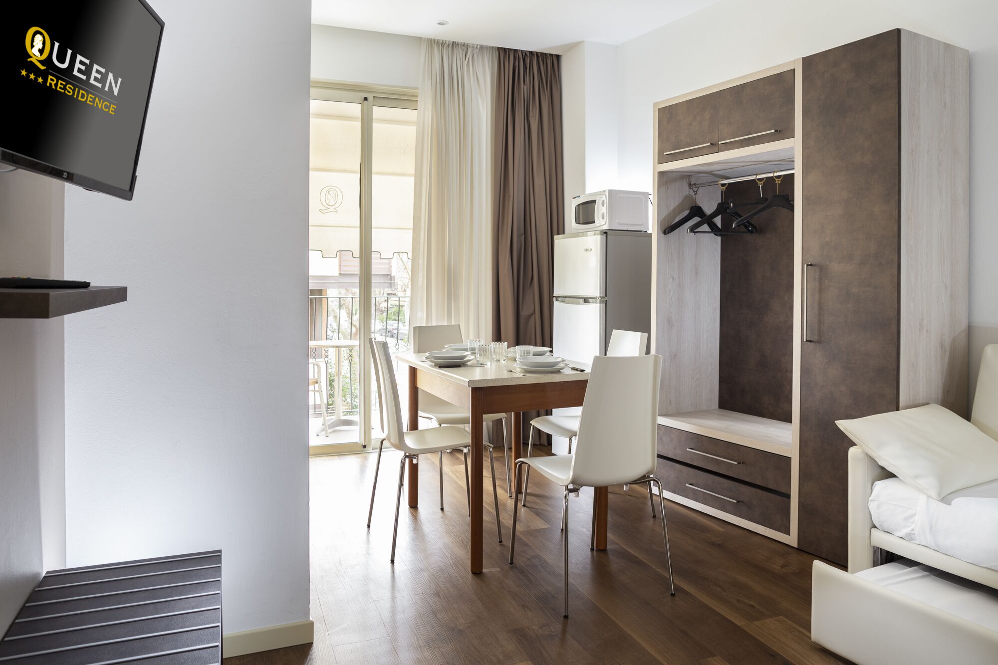 apartment, 1 bedroom, balcony | living room | flat-screen tv