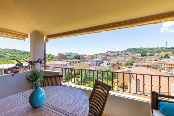 Basic Apartment, 2 Bedrooms, City View, Tower | Terrace/patio