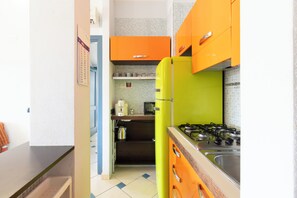 Basic-Apartment, 2 Schlafzimmer, Stadtblick, Turm | Eigene Küche