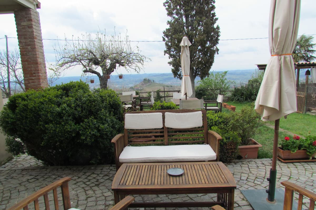Double Room, 1 Queen Bed | Terrace/patio
