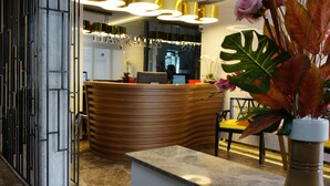 Unclassified image, 3 of 18, button - Hassuites (Mugla)