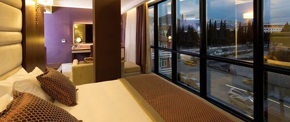 標準客房 | 迷你吧、客房內保險箱、隔音、免費搖籃/嬰兒床