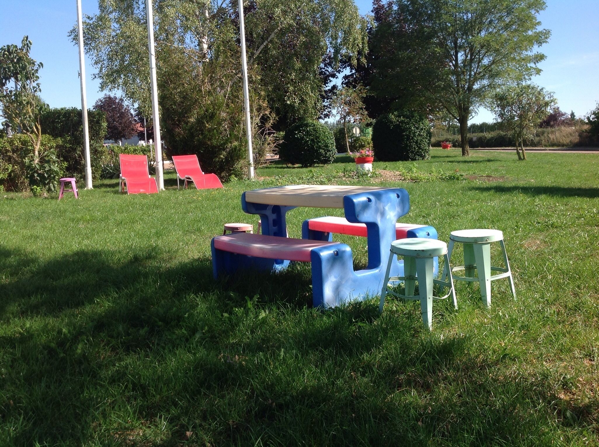 children’s play area – outdoor