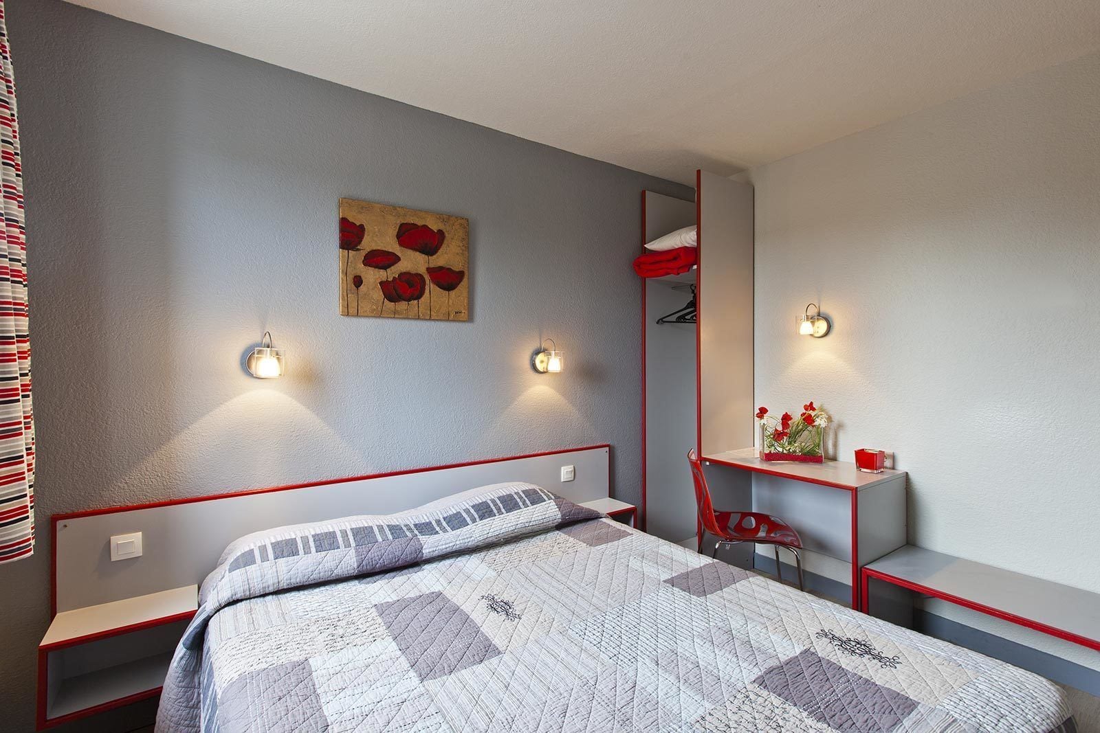 double room | desk, soundproofing, iron/ironing board, free wifi