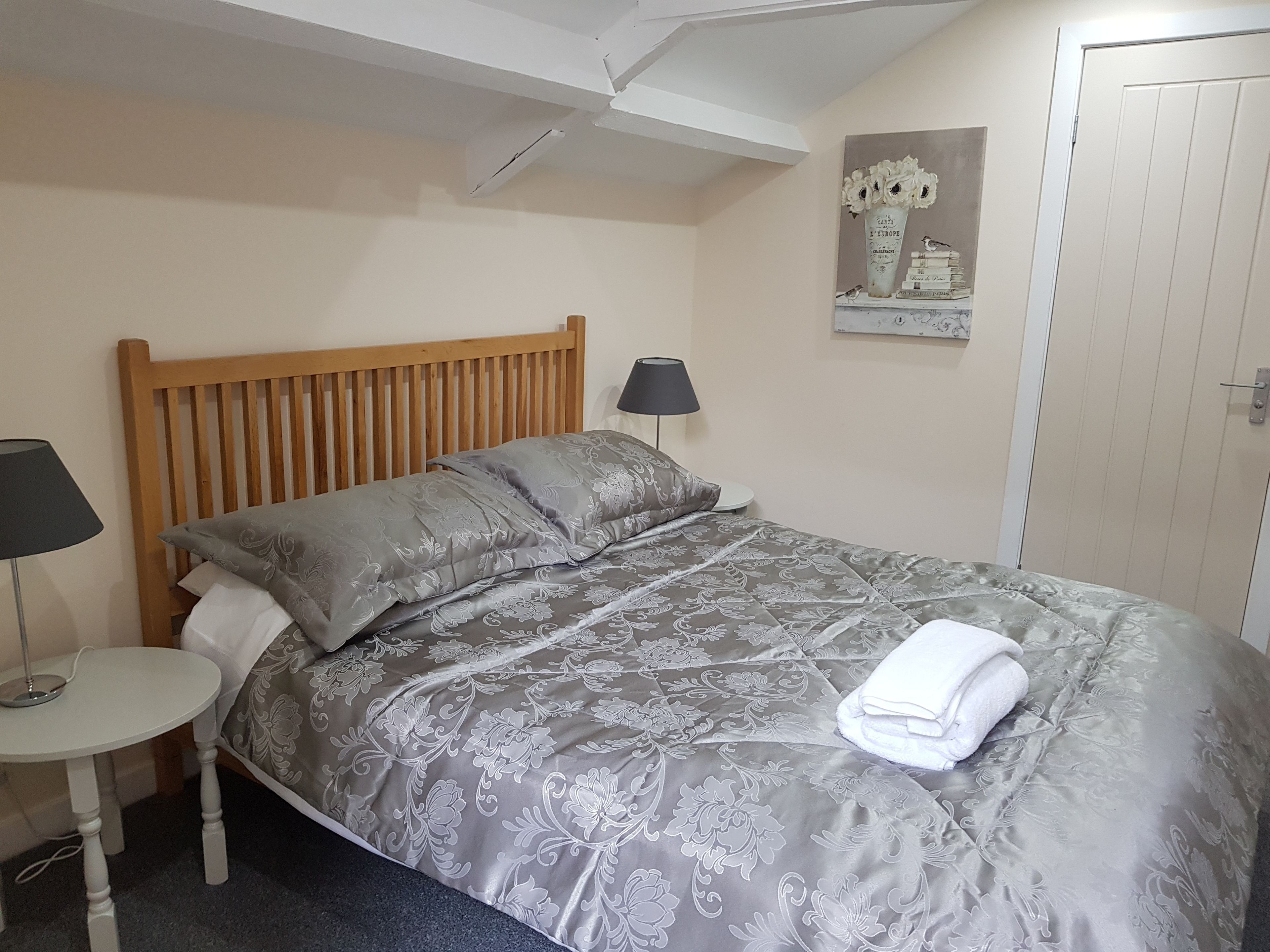 基本公寓 | 1 間睡房、熨斗/熨衫板、免費 Wi-Fi、床單