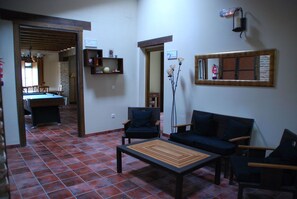 Lobby sitting area - Pago de Trascasas (Cubillas de Santa Marta)