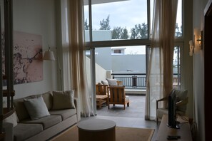 Living room - Cape Bay Beach Apartment (Cap Malheureux)