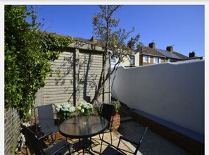 الإطلالة من المنشأة