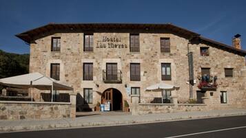 Façana frontal de l'allotjament