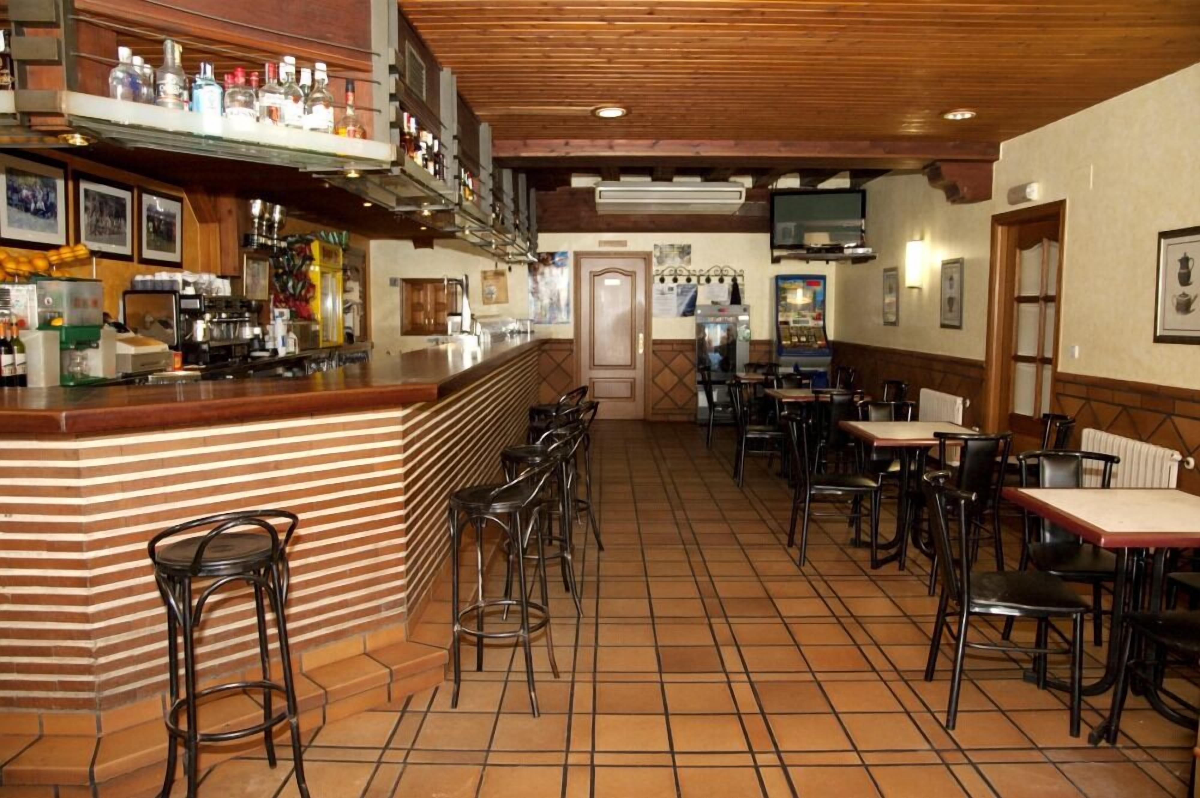 Bar (en el alojamiento)