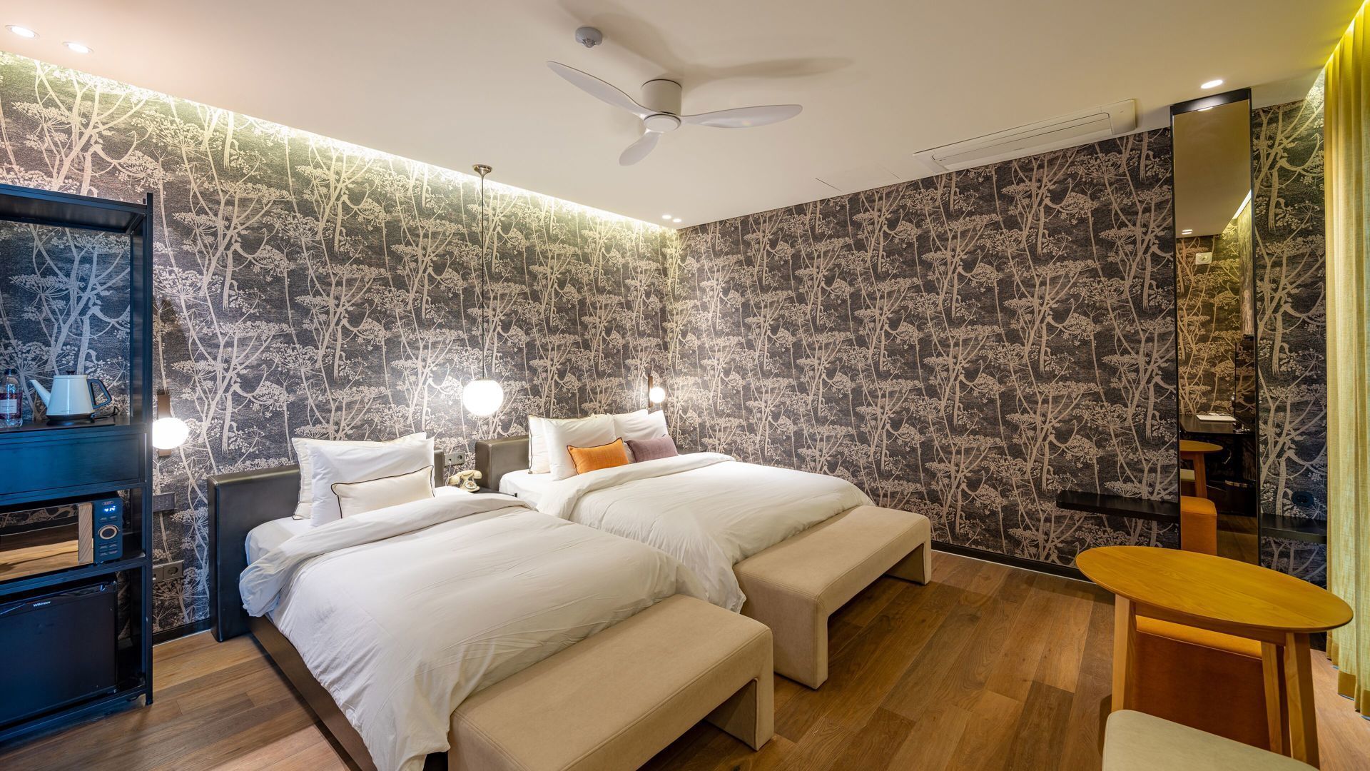 Luxe beddengoed, een bureau, een laptopwerkplek, gratis wifi