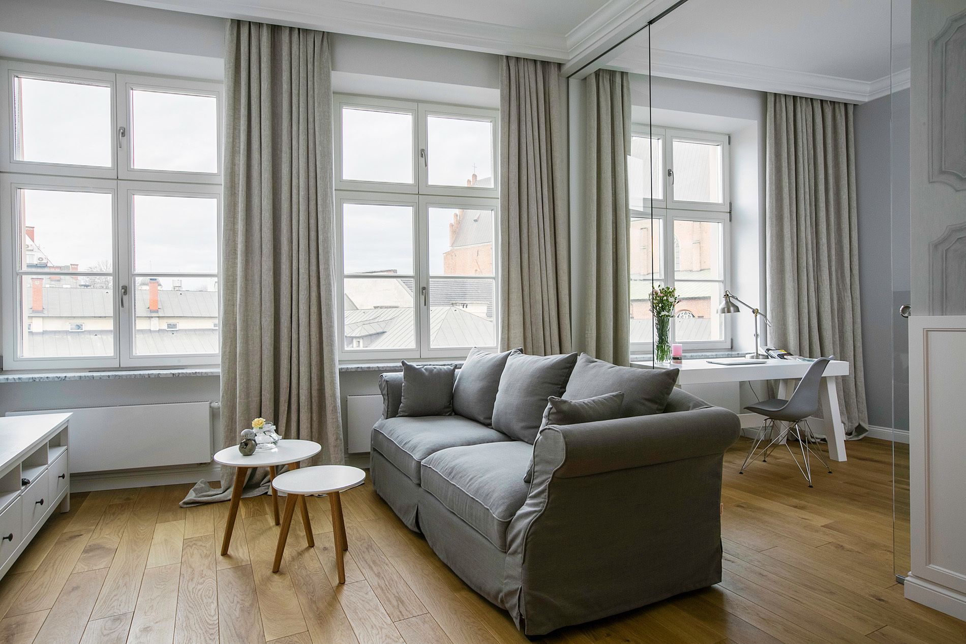 luxury apartment, 1 bedroom, kitchenette, city view | living room | 40-inch tv with cable channels