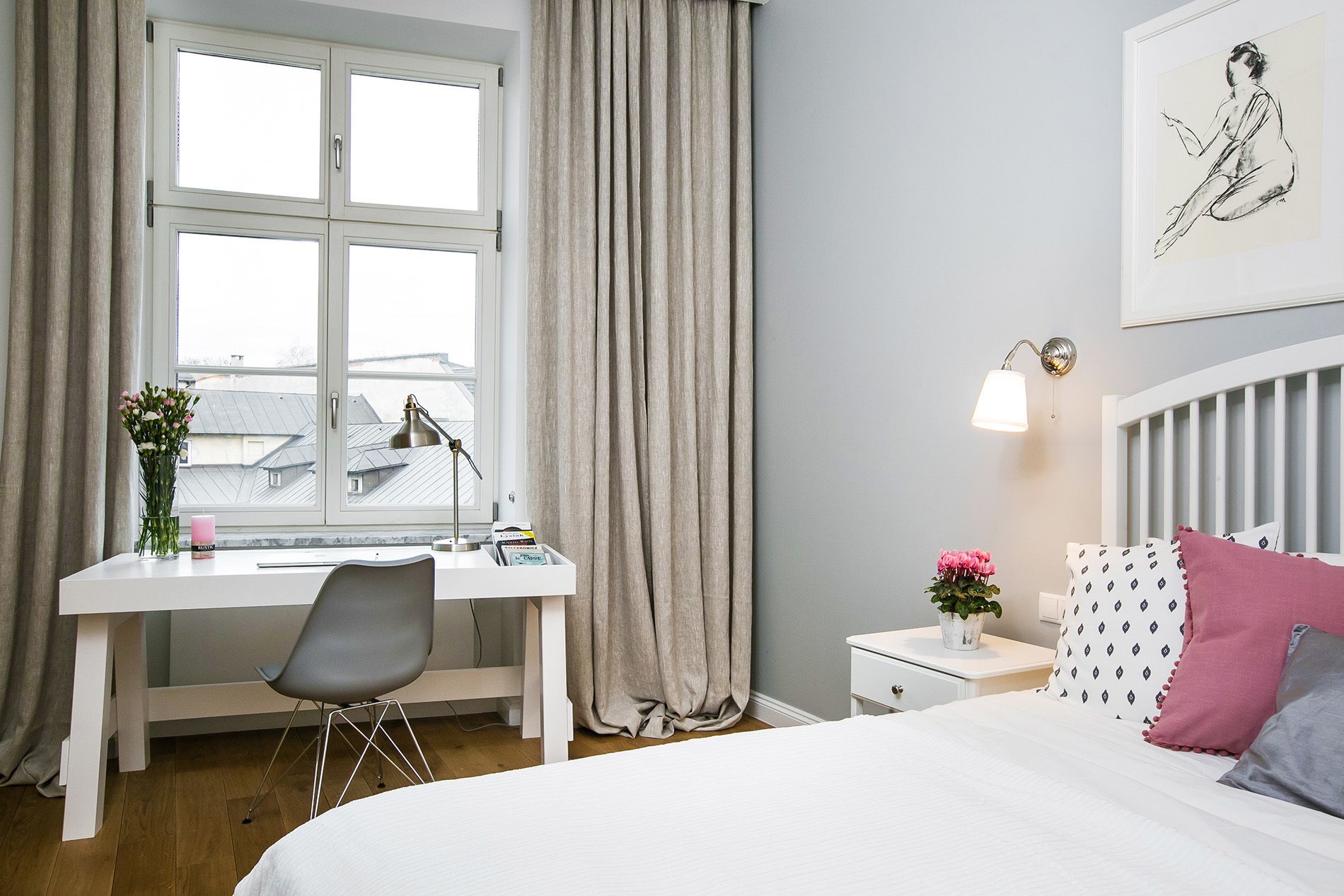 luxury apartment, 1 bedroom, kitchenette, city view | room amenity