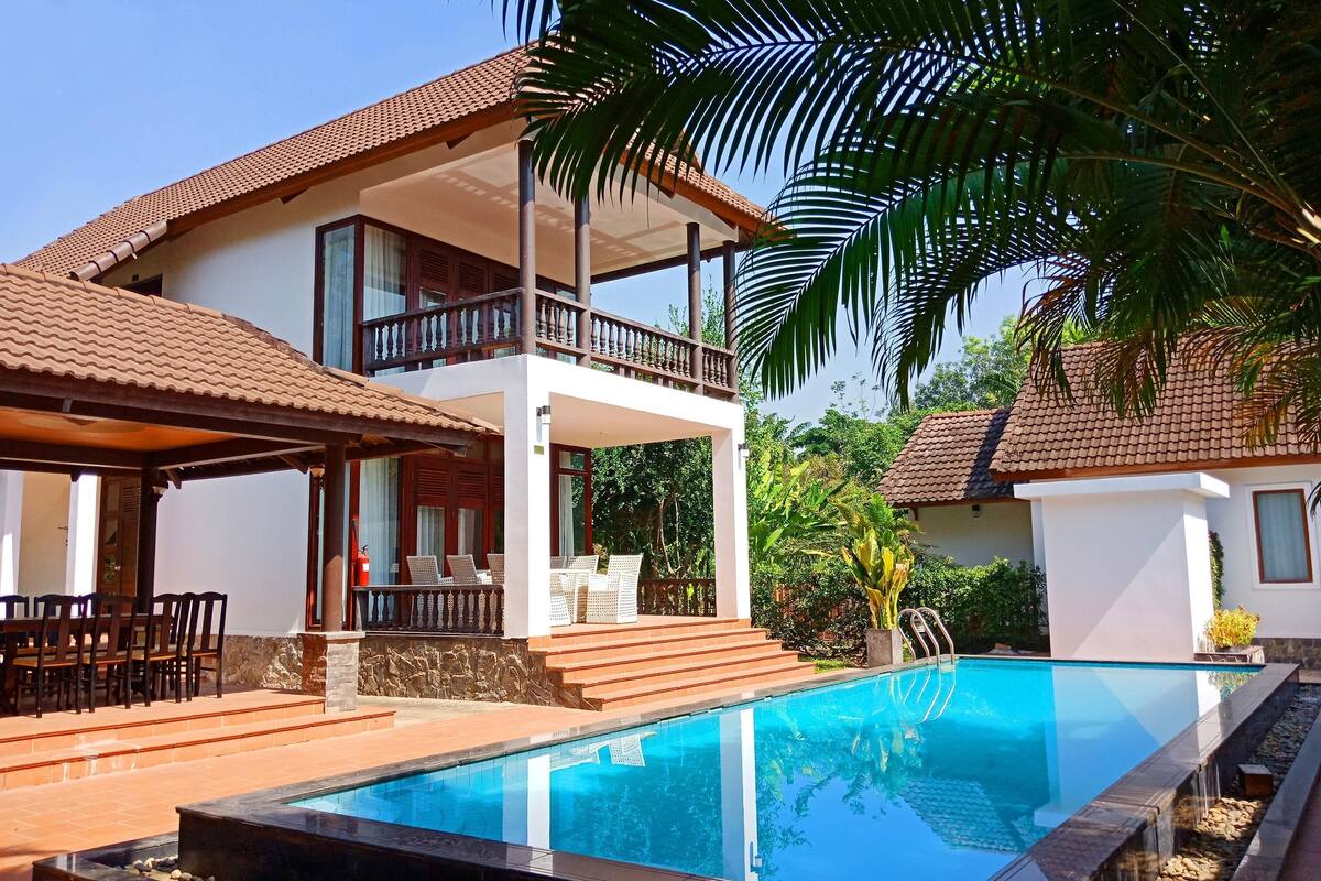 Villa | Alberca al aire libre | 2 albercas al aire libre
