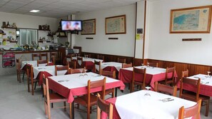 Frühstück und Abendessen