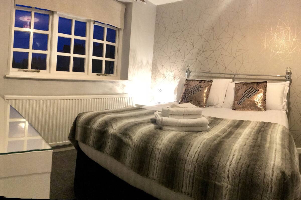 Standard Double Room (Rear Double Room)