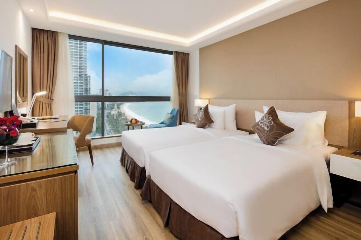 1 Schlafzimmer, hochwertige Bettwaren, Minibar, Zimmersafe