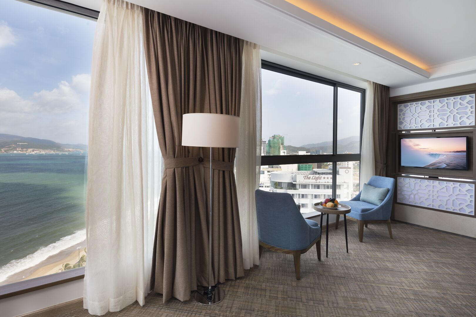 comodo suite panorama | view from room