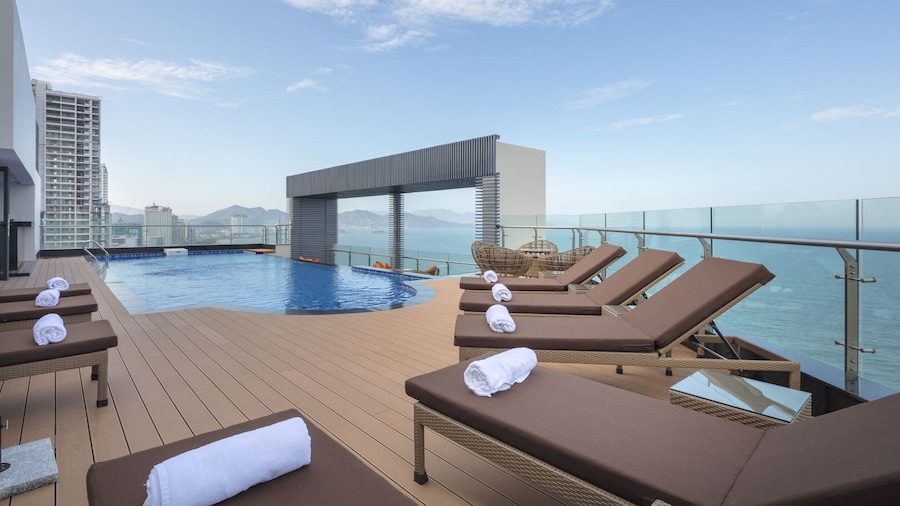 科莫多芽庄酒店