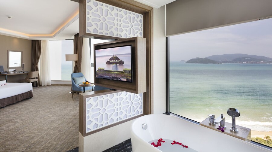 Comodo Nha Trang Hotel