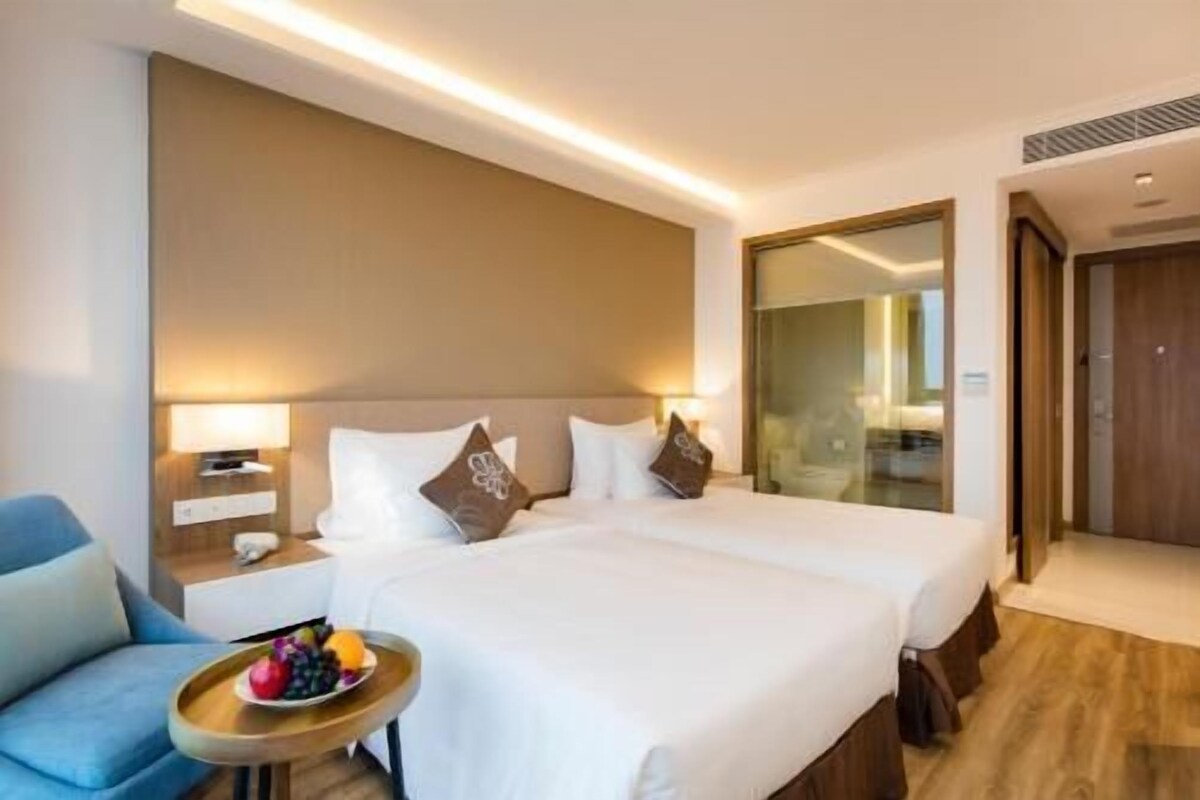 1 Schlafzimmer, hochwertige Bettwaren, Minibar, Zimmersafe